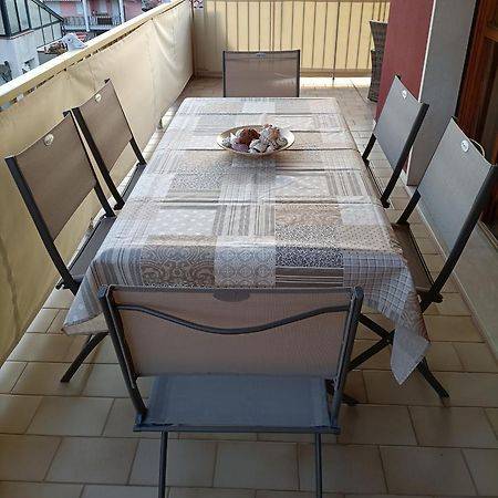 Apartamento Casa A Un Passo Dal Mare Ventimiglia Exterior foto